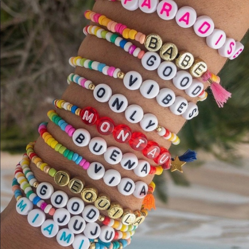 MYSTERY BATCH OF BRACELETS